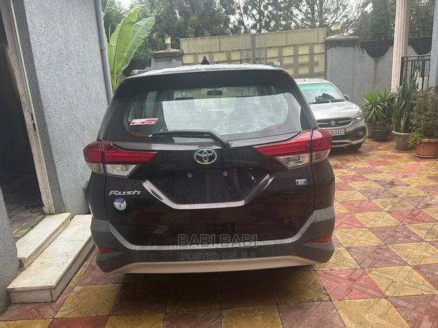 New Toyota Rush 2023 Burgundy