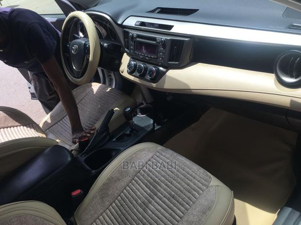 Toyota RAV4 2010 Gray