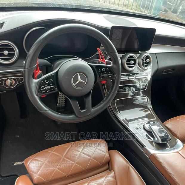 Mercedes-Benz C200 2019 Black