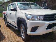 Toyota Hilux 2017 White for sale
