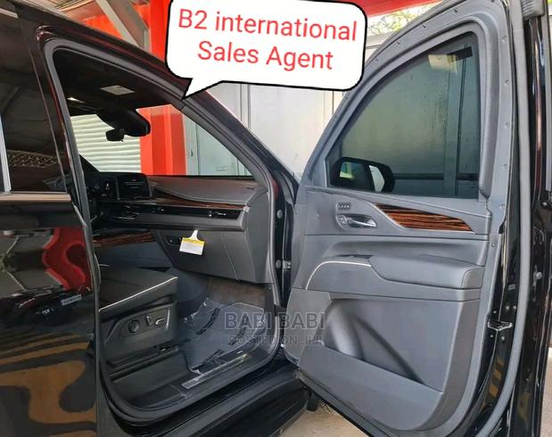 New Cadillac Escalade 2023 Matt Black