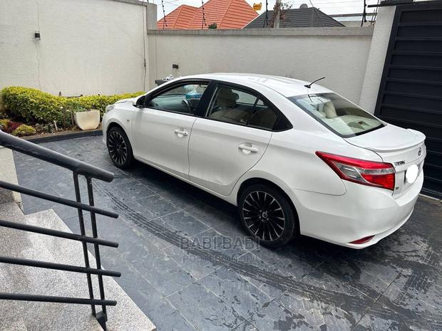Toyota Yaris 2015 White