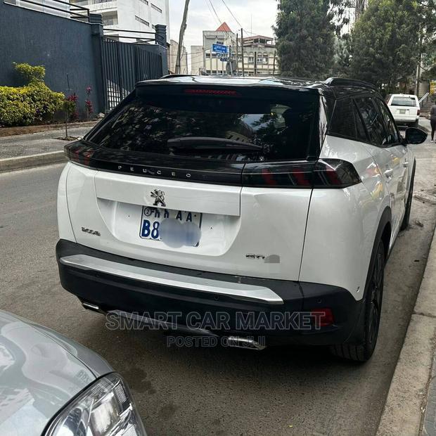 Peugeot 2008 2021 White