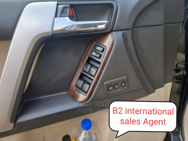 Toyota Land Cruiser Prado 2014 Black