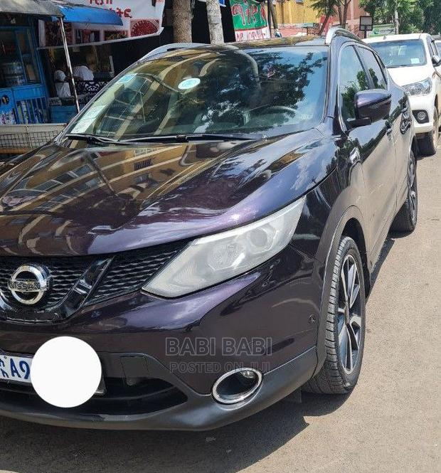 Nissan Qashqai 2017 Burgundy