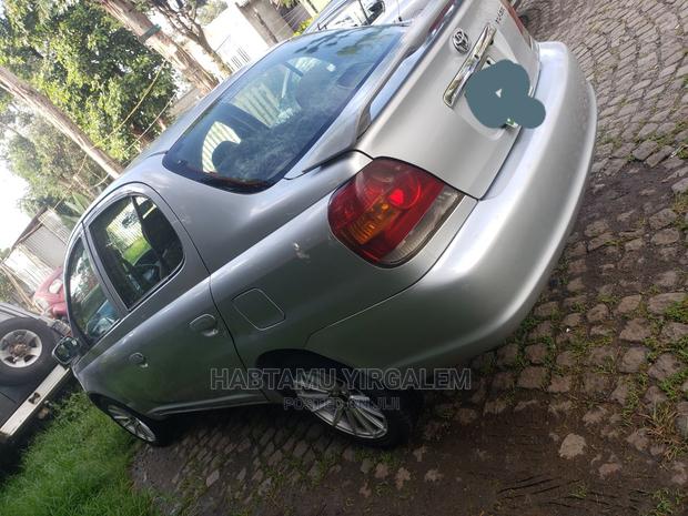 Toyota Platz 2005 Silver