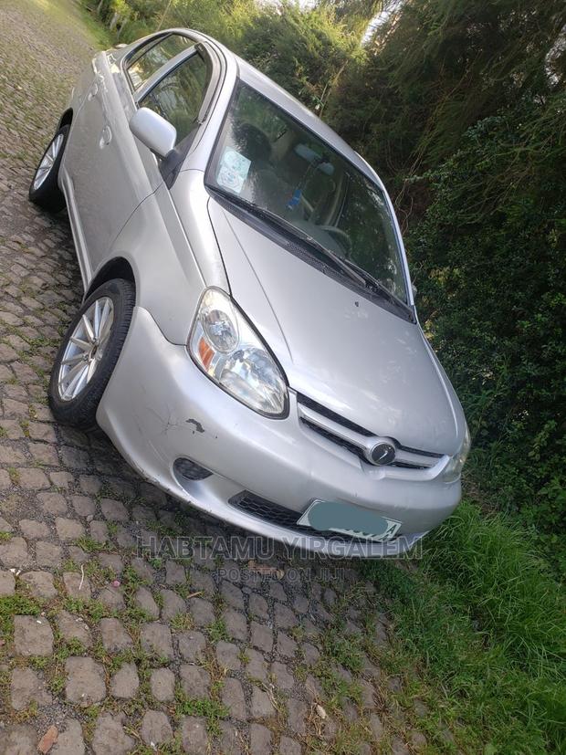 Toyota Platz 2005 Silver