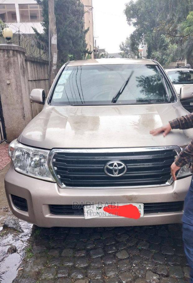 Toyota Land Cruiser 2013 Brown