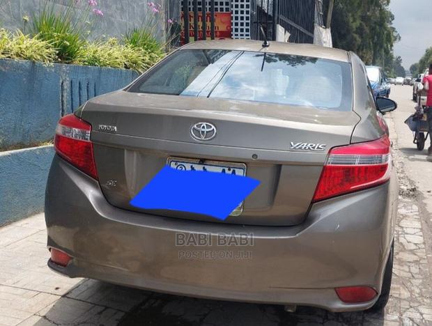Toyota Yaris 2014 Gray