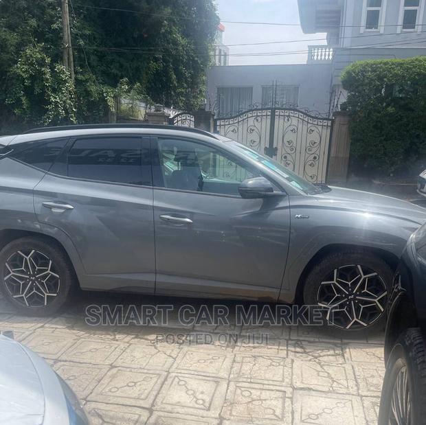 Hyundai Tucson 2021 Green