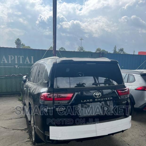 New Toyota Land Cruiser 2022 Black