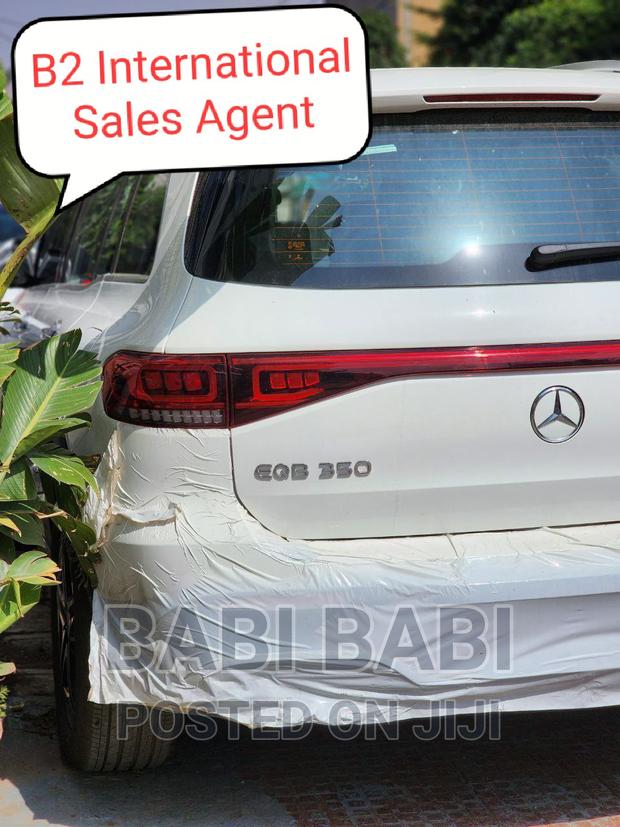 New Mercedes-Benz E350 2023 White