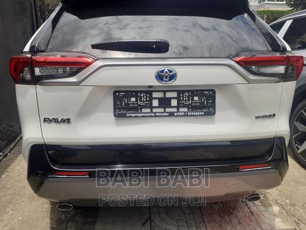 New Toyota RAV4 2023 White