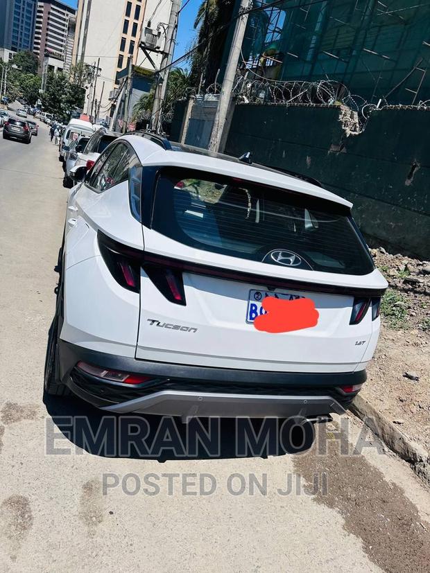 Hyundai Tucson 2022 White