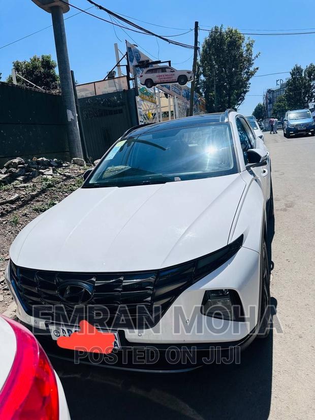 Hyundai Tucson 2022 White