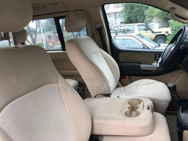 Toyota HiAce 2008 Silver