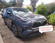 New Toyota Highlander 2022 Gray for sale