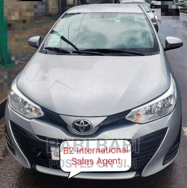 Toyota Yaris 2020 Silver