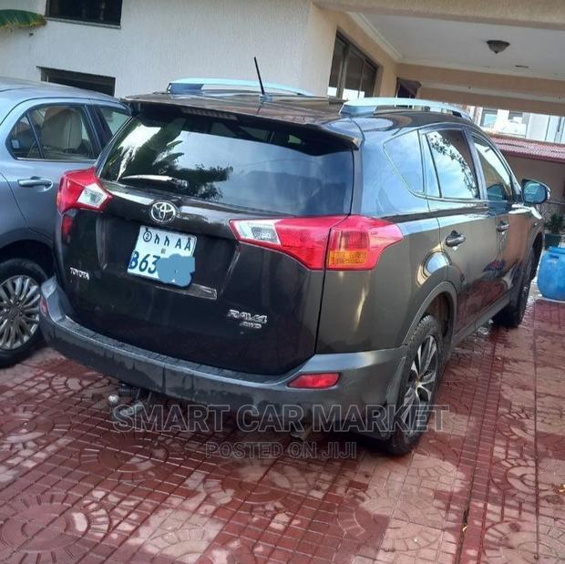 Toyota RAV4 2015