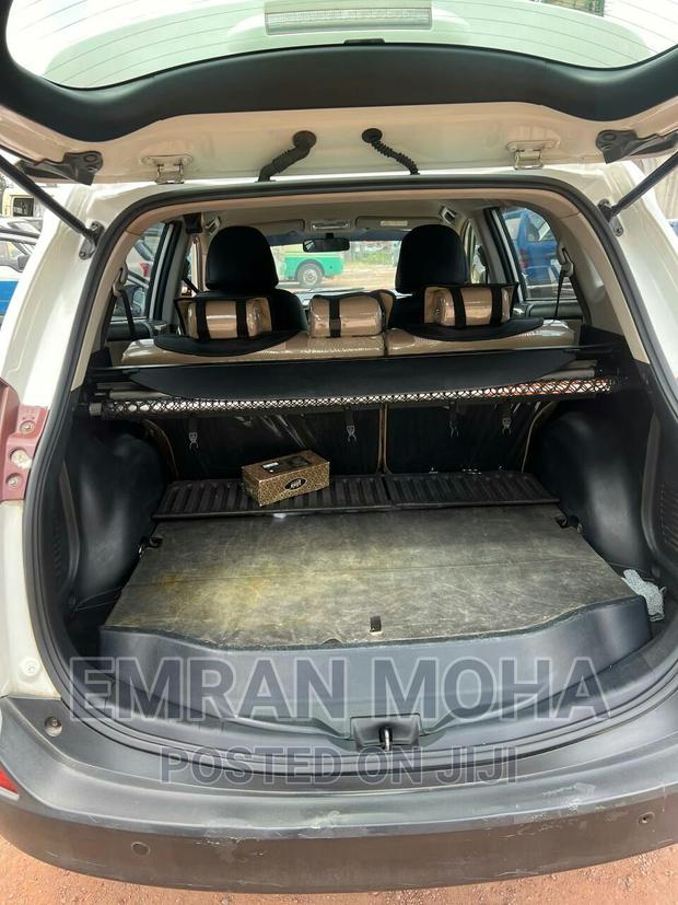 Toyota RAV4 2015 Silver