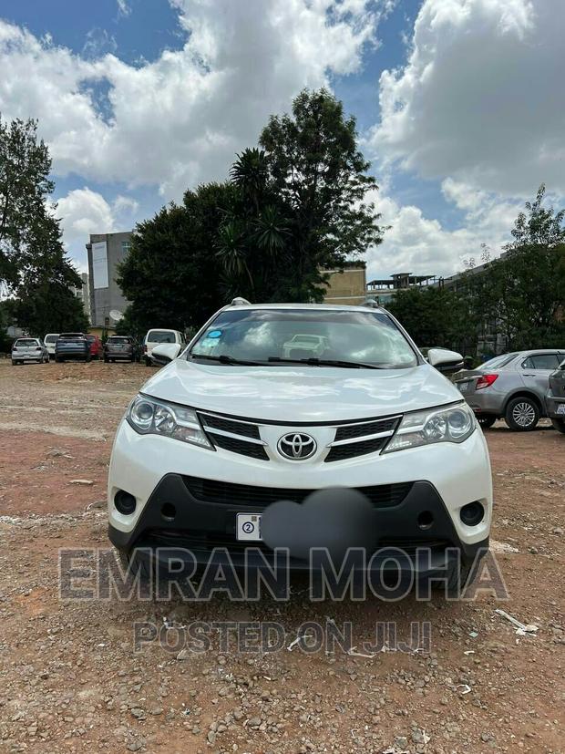 Toyota RAV4 2015 Silver