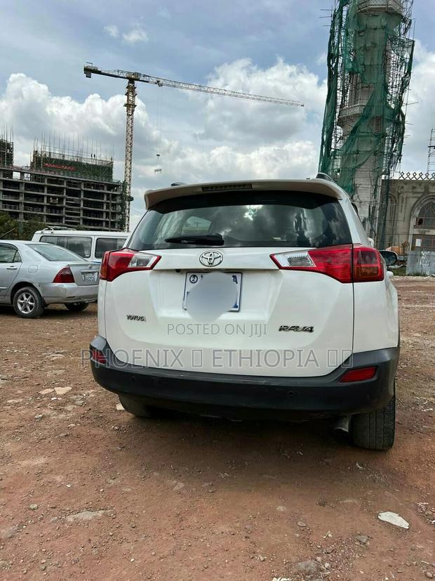 Toyota RAV4 2015 Silver
