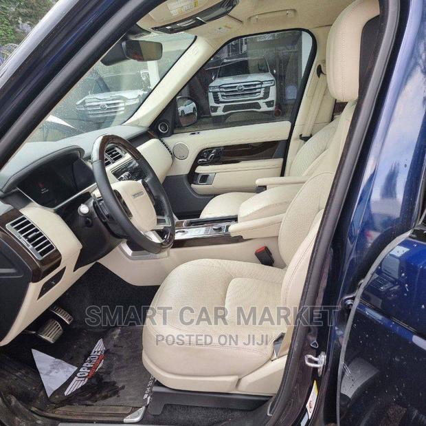 Land Rover Range Rover 2021 Blue