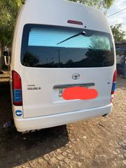 Toyota HiAce 2016 Silver for sale