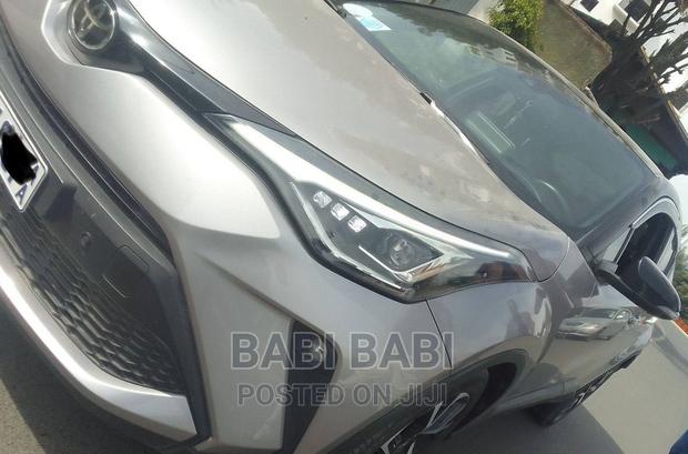 Toyota C-HR 2021 Silver