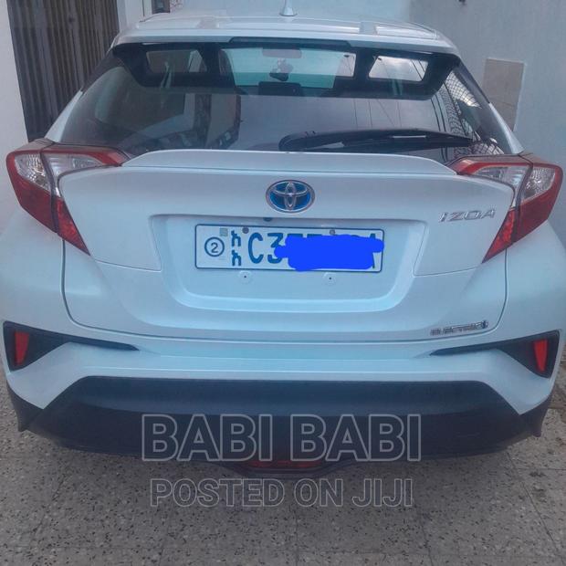 Toyota C-HR 2023 White