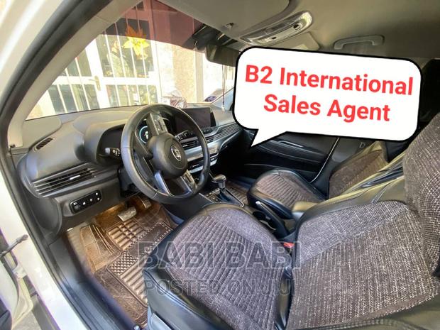 Hyundai Bayon 2022 White