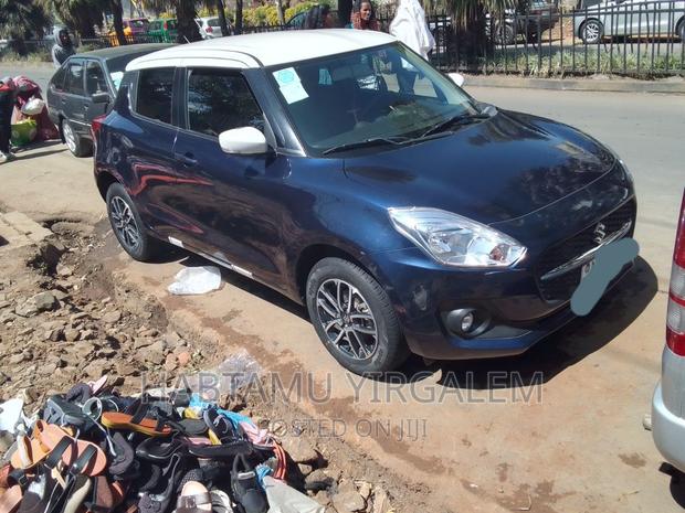 Suzuki Swift 2021 Blue