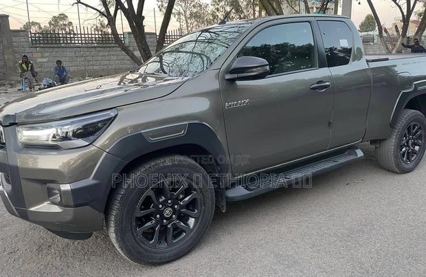 Toyota Hilux 2021