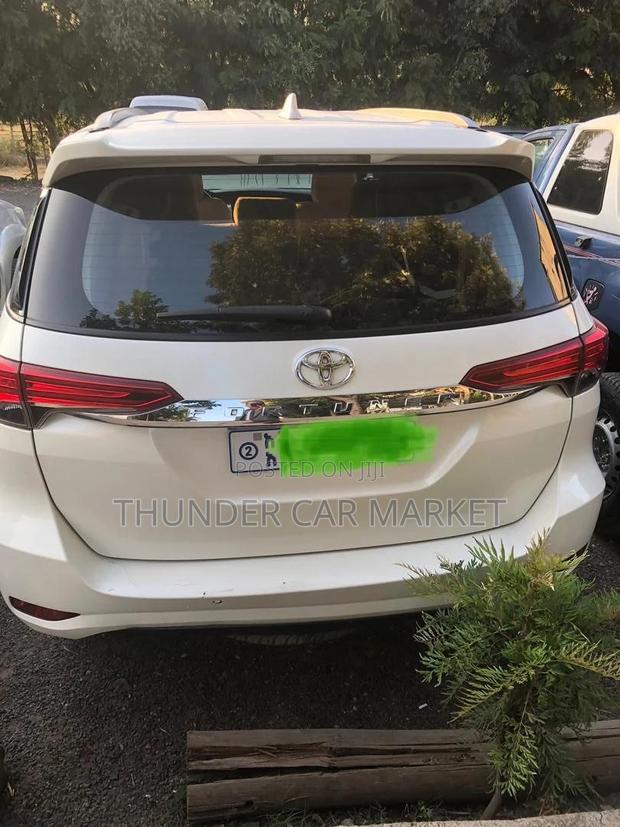 Toyota Fortuner 2.7 AWD 2020 White