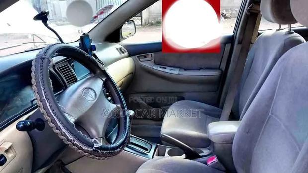 Toyota Corolla 2004 Silver
