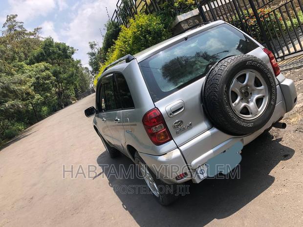 Toyota RAV4 2005 Silver