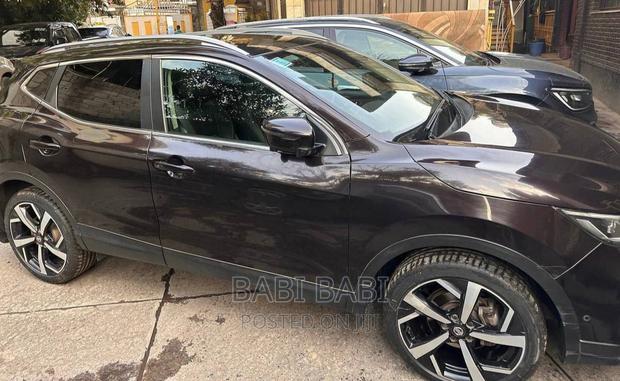 Nissan Qashqai 2019 Brown