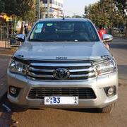 Toyota Hilux 2018 Silver for sale