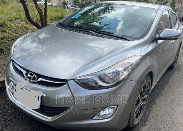 Hyundai Avante 2012 Gray