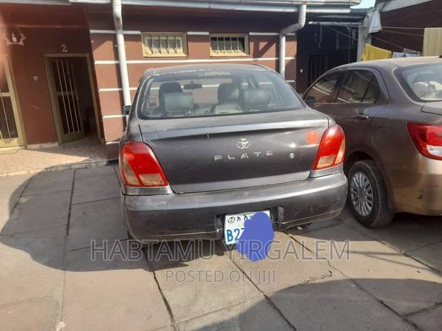 Toyota Platz 2002 Black