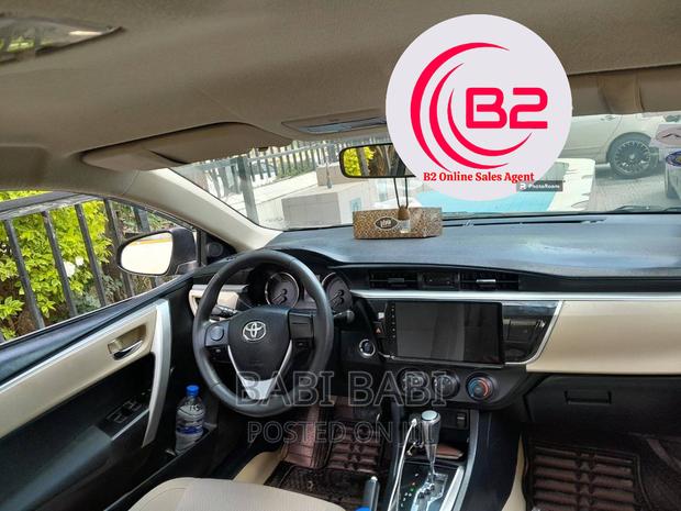 Toyota Corolla 2015 Gray