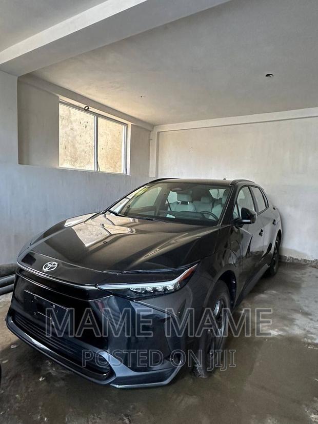 Toyota bZ4X 2023 Gray