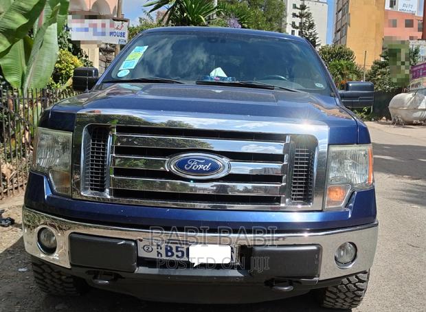 Ford F-150 2012 Blue
