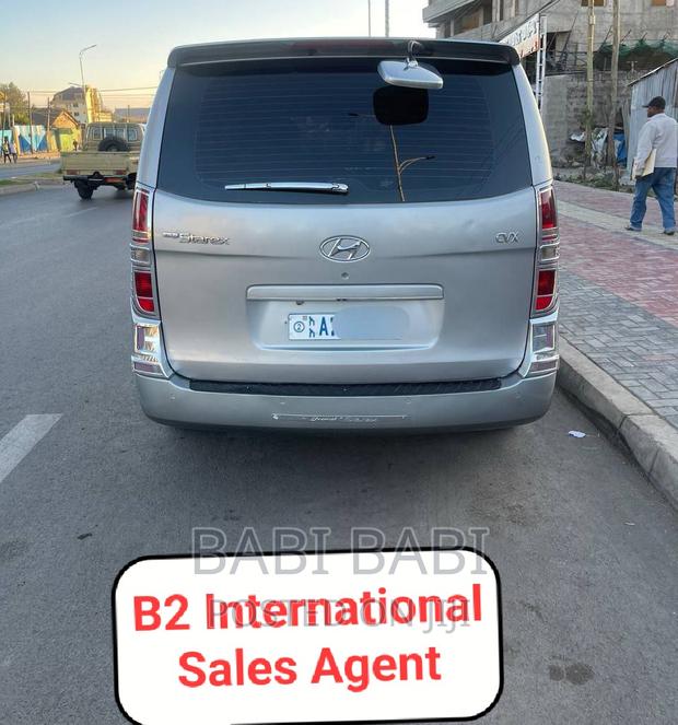 Hyundai Starex 2013 Silver
