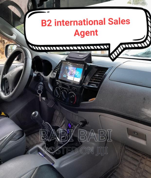 Toyota Hilux 2012 Gray