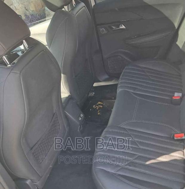 New Peugeot 2008 2023 Gray