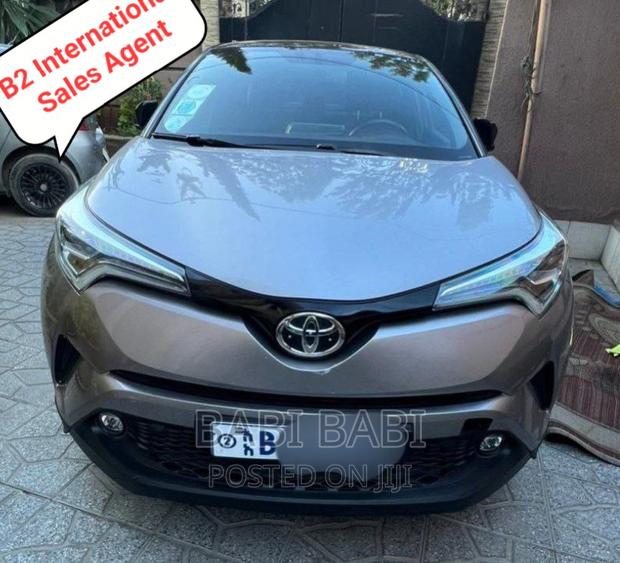 Toyota C-HR 2017 Silver