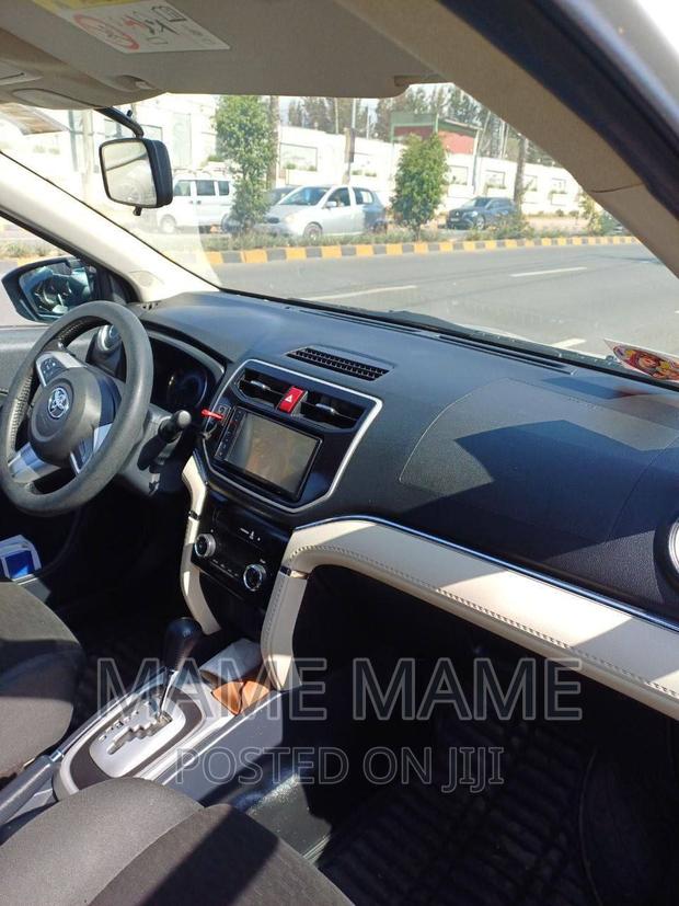 Toyota Hilux 2021 Gray