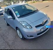 Toyota Yaris 2010 Silver for sale