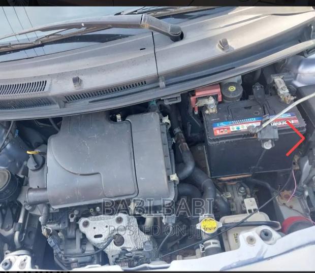 Toyota Yaris 2010 Silver